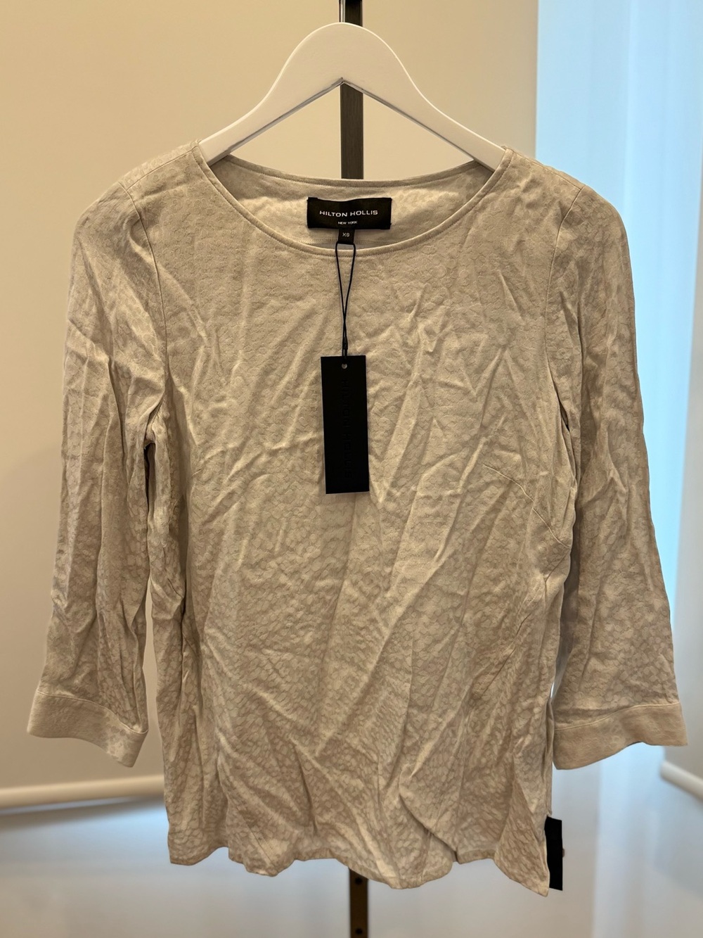 Hilton Hollis Top - Platinum